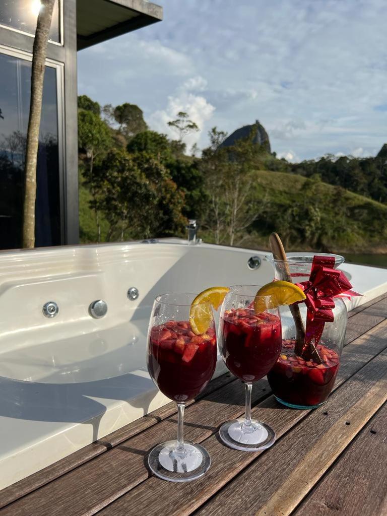 Cabana Privada Sin Prisa "Not Rush" Preciosa! Con Jacuzzi, Vista Y Acceso Directo Al Embalse, Vista A La Piedra , Deporte Acuatico Paddle Board And Breakfast Incluidos ! Imperdible Guatapé Esterno foto